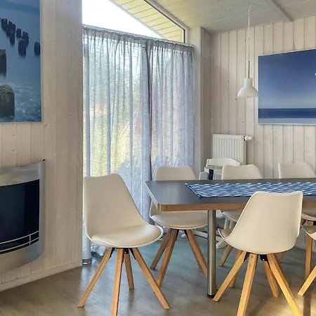 Schatzkiste 11 - Dorf 4 Priwall