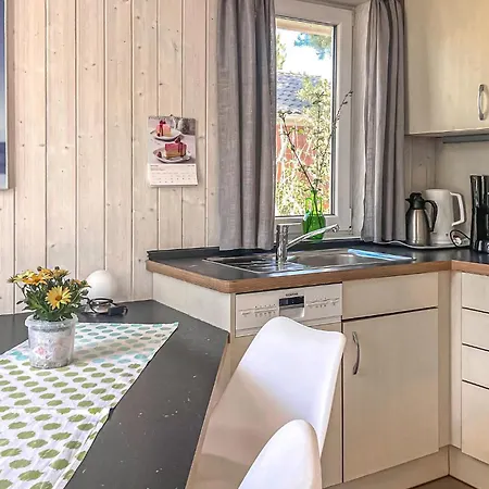 Schatzkiste 11 - Dorf 4 O Holiday home