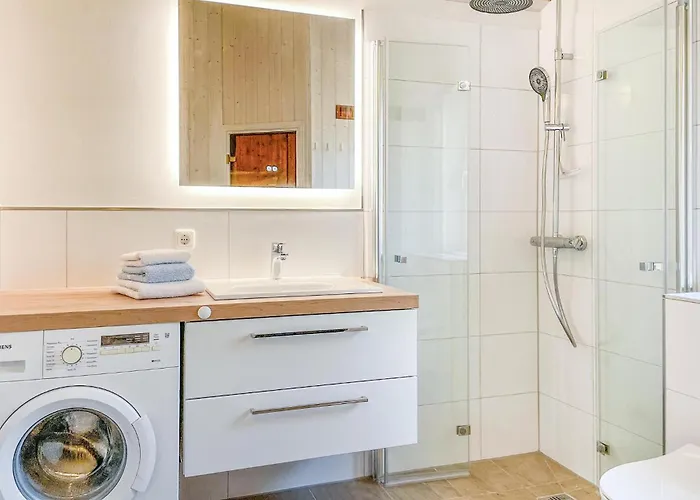 Holiday home Schatzkiste 11 - Dorf 4 O